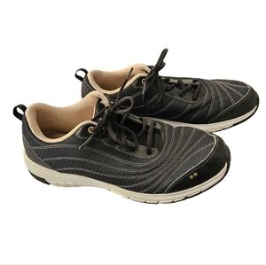 Ryka Continuum Sneakers and Walking Shoes, size 11 medium, black